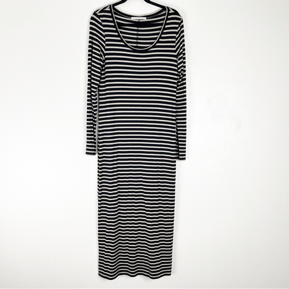 PERUVIAN CONNECTION Andover Long Sleeves Scoop Neck Striped Maxi Dress Medium